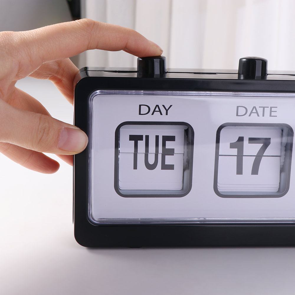 Desk Setup Vintage - Electronic Manual Page-flipping Calendar Clock Vintage