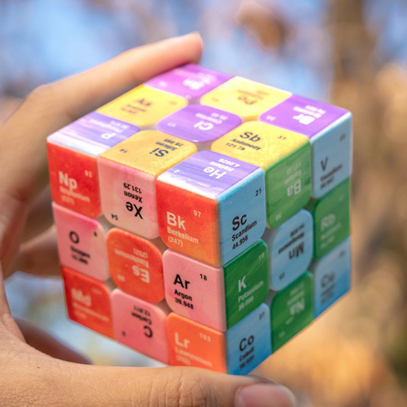Periodic Table 3x3 Speed Cube  - Desk Setup Girl recension och pris