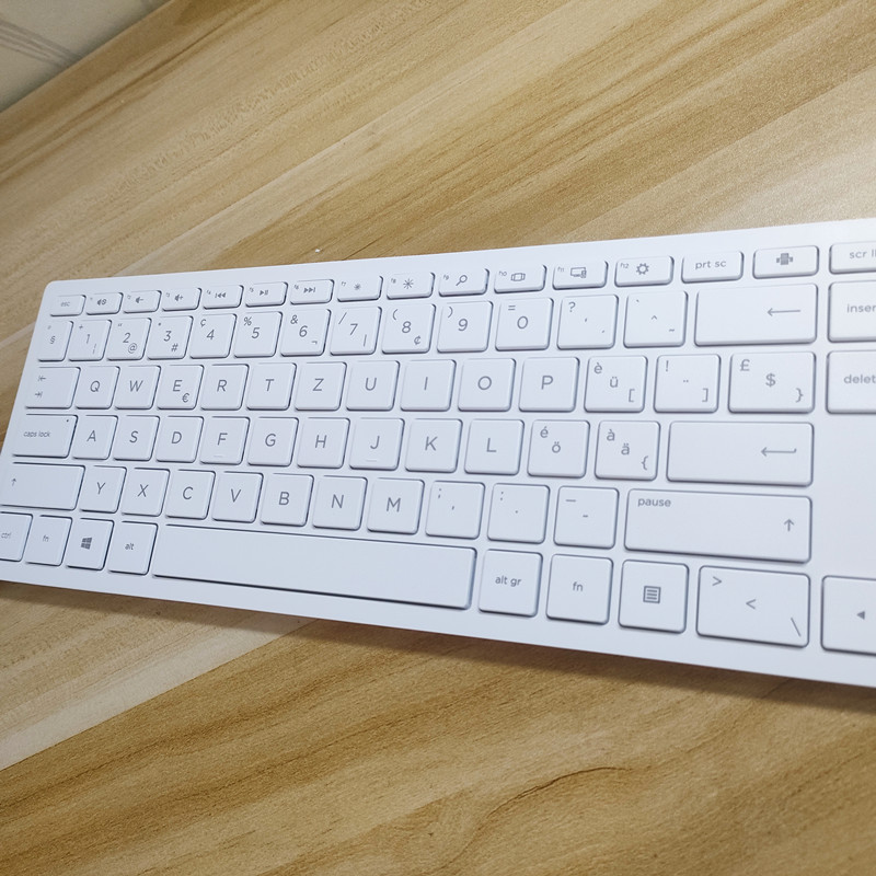 Switzerland layout Wireless ke - Desk Setup Keyboard recension och pris