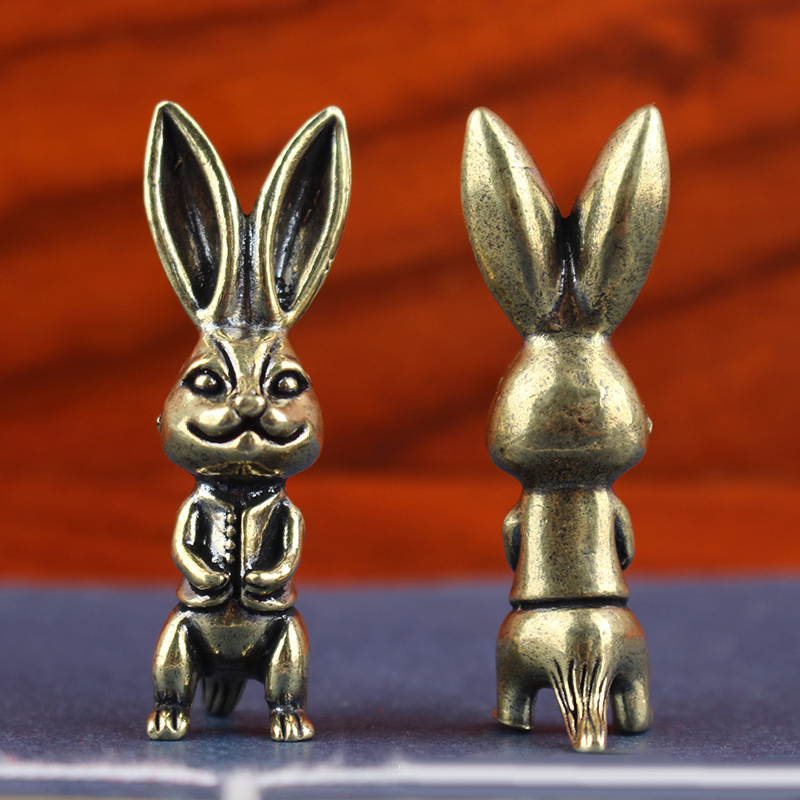 Cute Vintage-Style Rabbit Bras - Desk Setup Shelf recension och pris