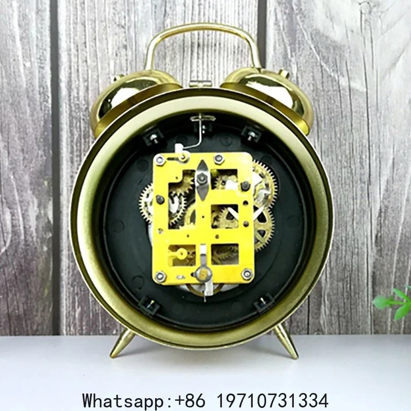 Metal Mechanical Alarm Clock C - Desk Setup Vintage recension och pris